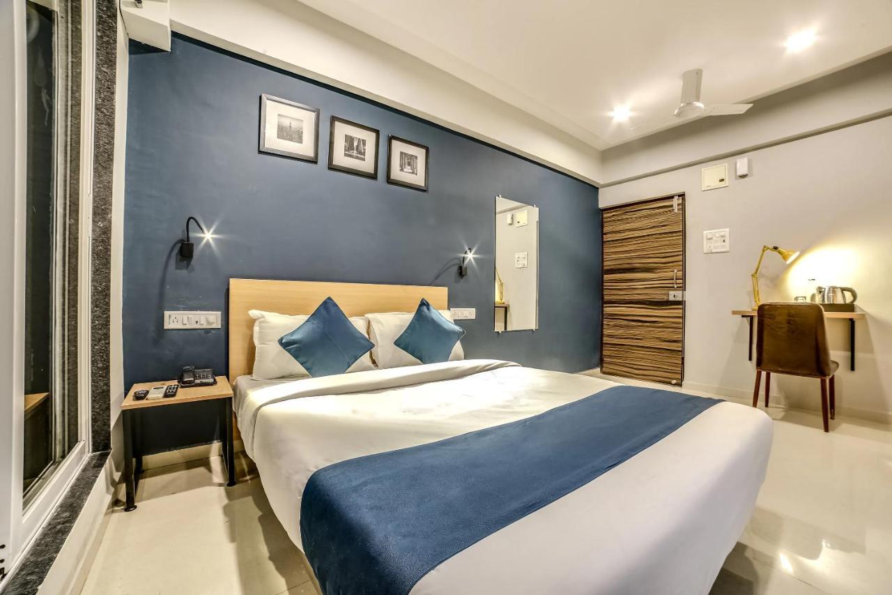 Hotel Bhumi World Bhiwandi Esterno foto